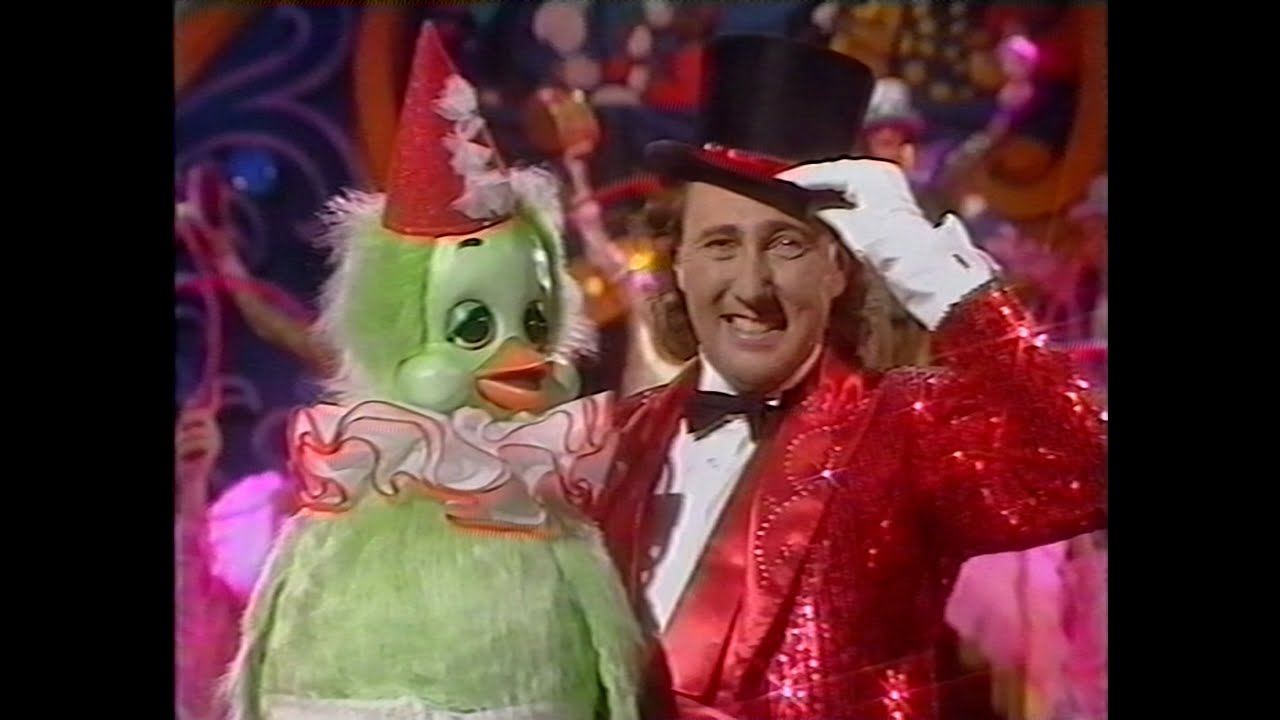 Keith and Orville's Christmas Circus (The Keith Harris Show - Christmas Special 1985) [HQ]