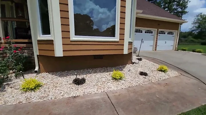 Erosion Control Made Easy: Front Yard Revamp with Zeon Zoysia Sod & Decorative Gravel"