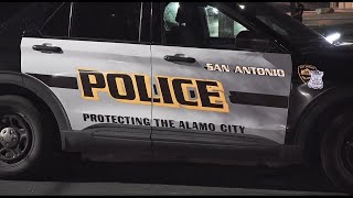 2 men stabbed at home on West Side, police say