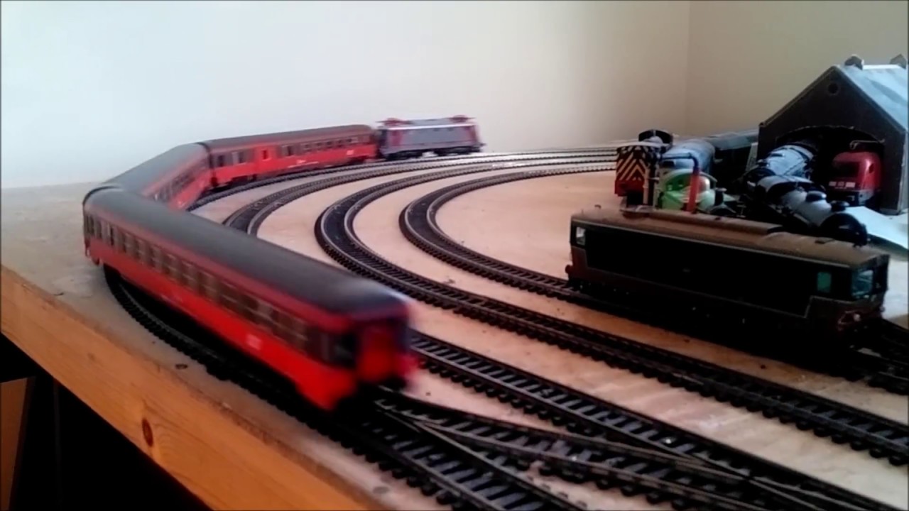 1990s Lienz-Innsbruck FS / OBB joint trains in HO - YouTube