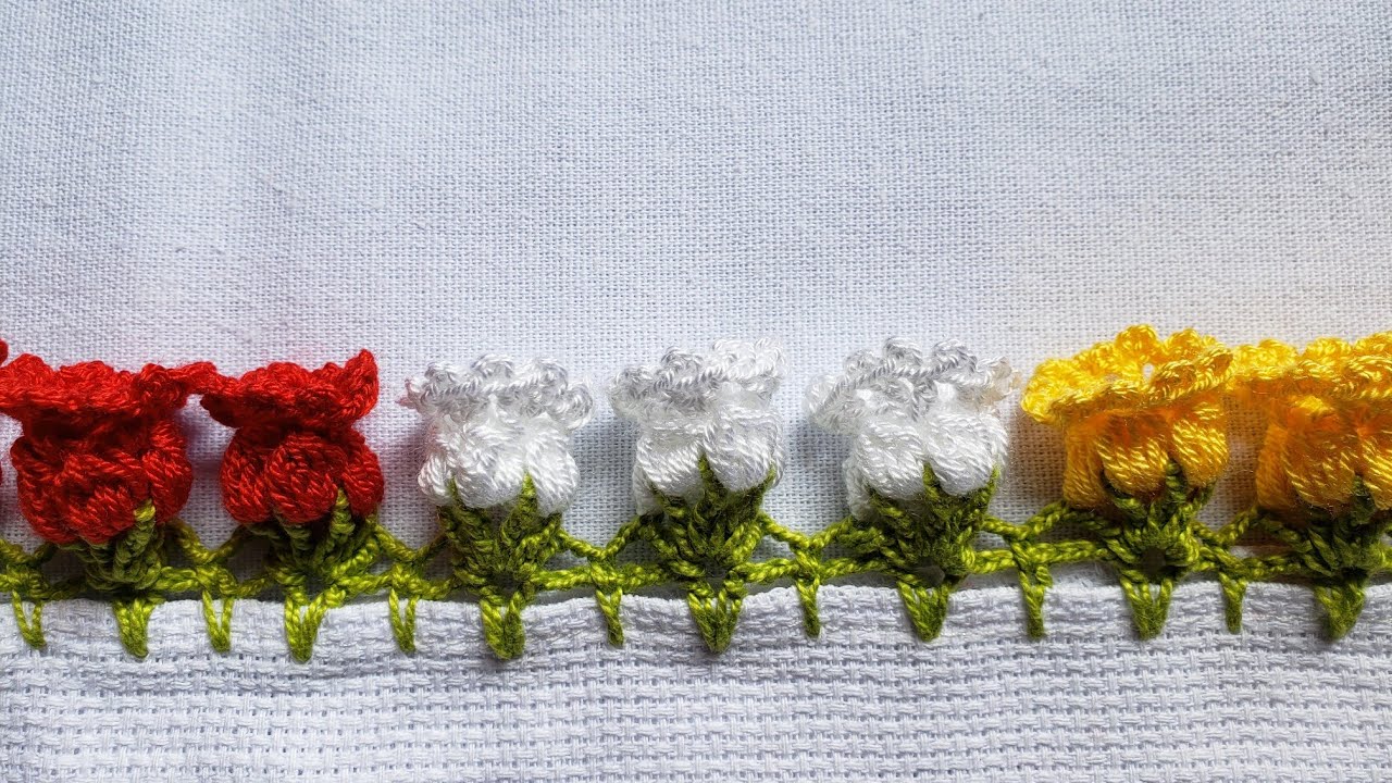 Barrado/bico com flores para pano de prato 