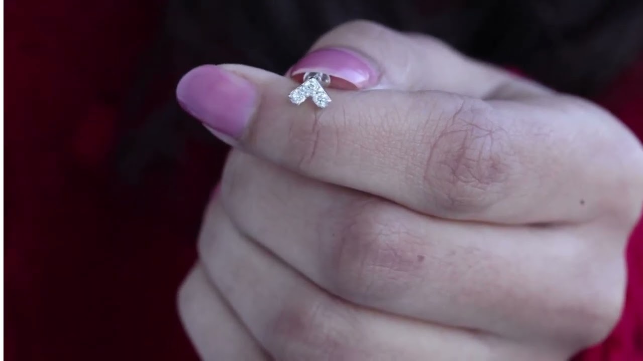 Round Moissanite Chevron Tragus Earring in Gold