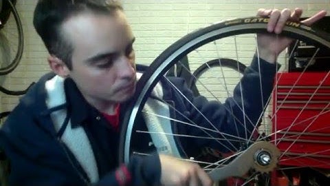 How To: Change Fixed Gear Cogs Without a Chainwhip