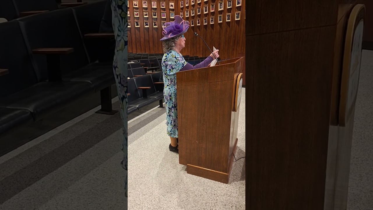 The Pothole Lady. City Council meeting . Memphis.