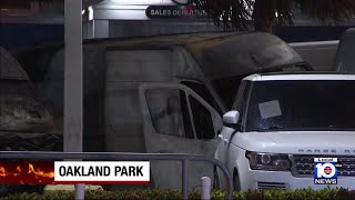 Several cars burn at Oakland Park dealership