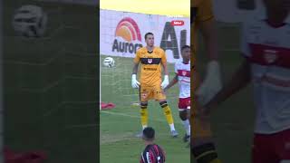 VITOR CAETANO SALVA O CRB! E PEGA COBRANÇA DE PÊNALTI DO BOTAFOGO-SP NO INÍCIO DA PARTIDA!