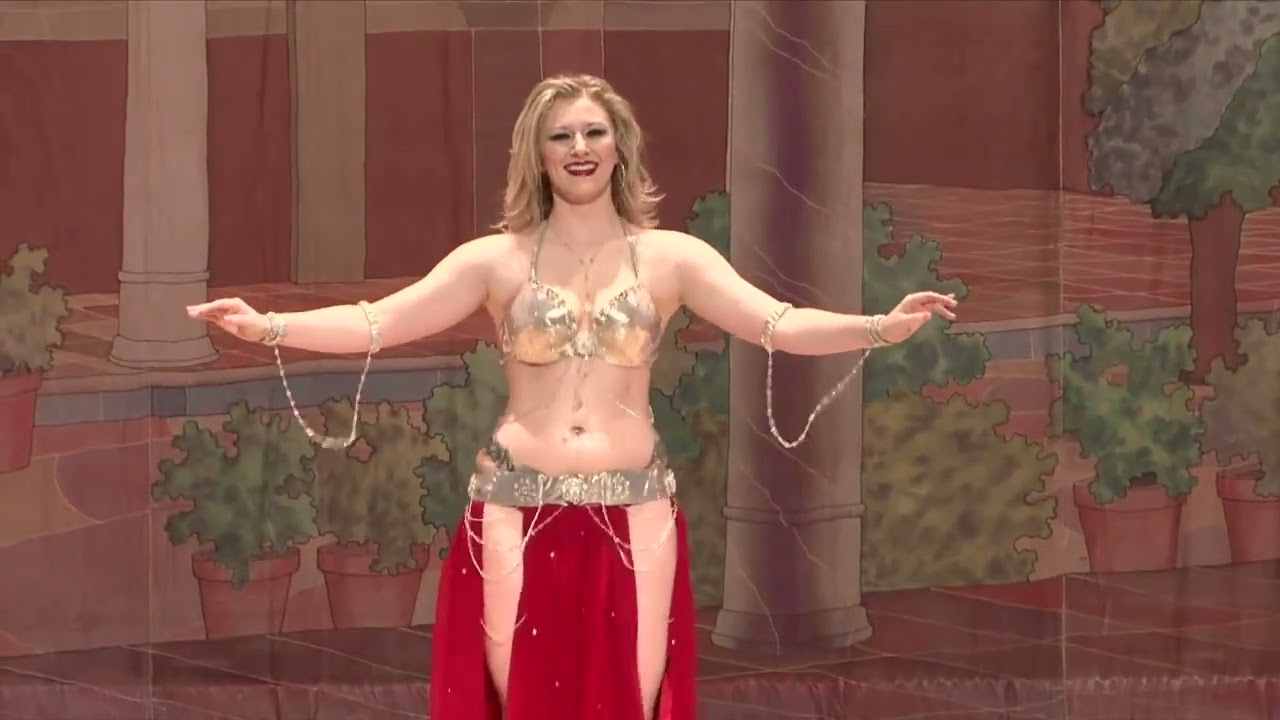 Amberetta Performs Mukeka Belly Dance Drum Solo