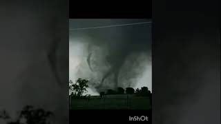 tornadoes edit Credits:@Mira-2013-rbx #tornado #stormchasing #elreno