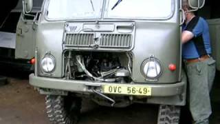 Startování klikou - Tatra 805  (Podlahové vytápění PEDOTHERM je hl. sponzorem)