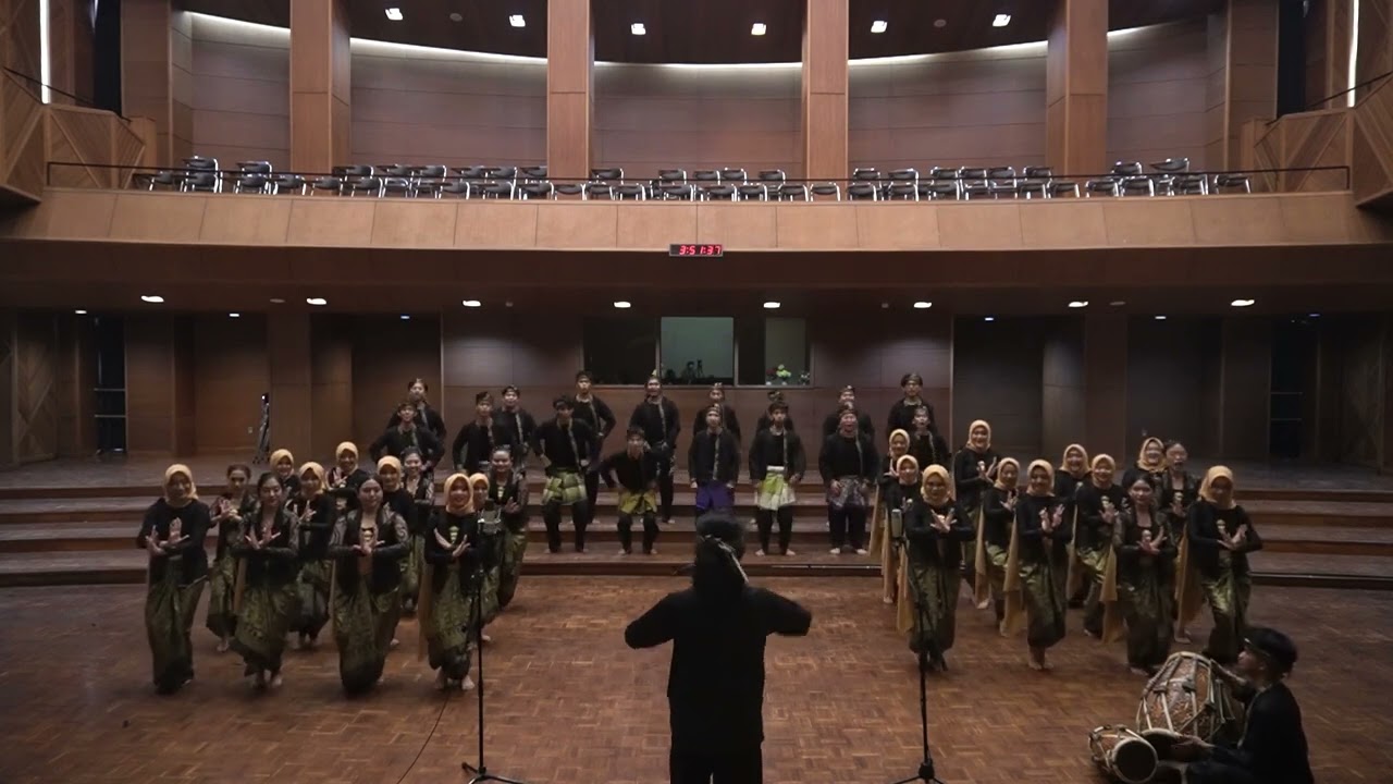 PSM Universitas Pendidikan Indonesia (UPI) - Cingcangkeling arr. by Farhan Reza Paz (Puspresnas)