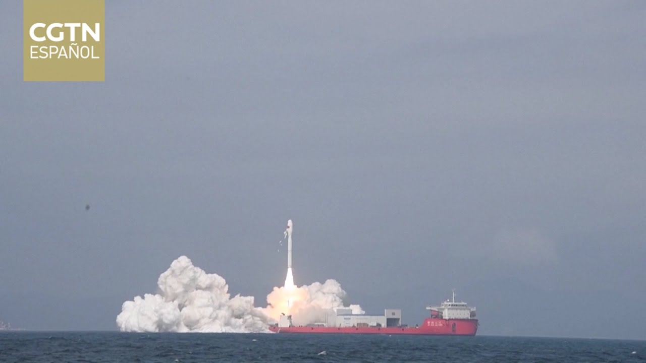 Cohete chino Smart Dragon-3 lanza nueve satélites desde el mar