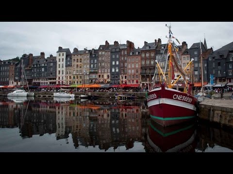 Best of Honfleur: pretty coastal town in Normandy