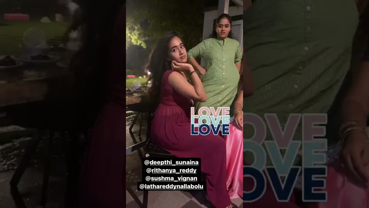 Deepthi sunaina & her family fun with Shiva jyothi❤