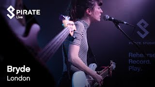 Video thumbnail of "Bryde - Peace | Pirate Live"