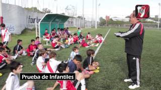 Domenech y las pruebas de Infantiles en River