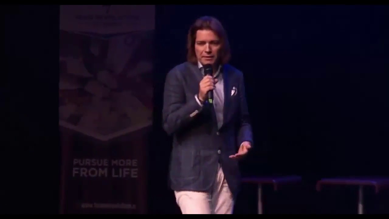 Jorge Molt владелец школы Сатоши, Консультант Блокчейн и Биткоин Эксперт на открытии Omnia, Омния, Х