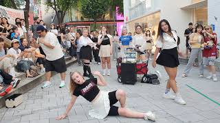 Street Artist Black Mist. With Guest. Hongdae Busking. 230720.