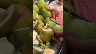 Natural Coconut Opening – Street Food