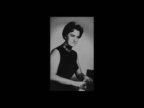 Nora Caperán plays "O Polichinelo" by Heitor Villa-Lobos (1959)