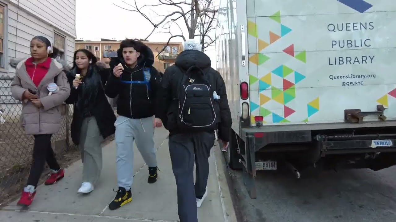 Walking In New York City- Jamaica Queens!