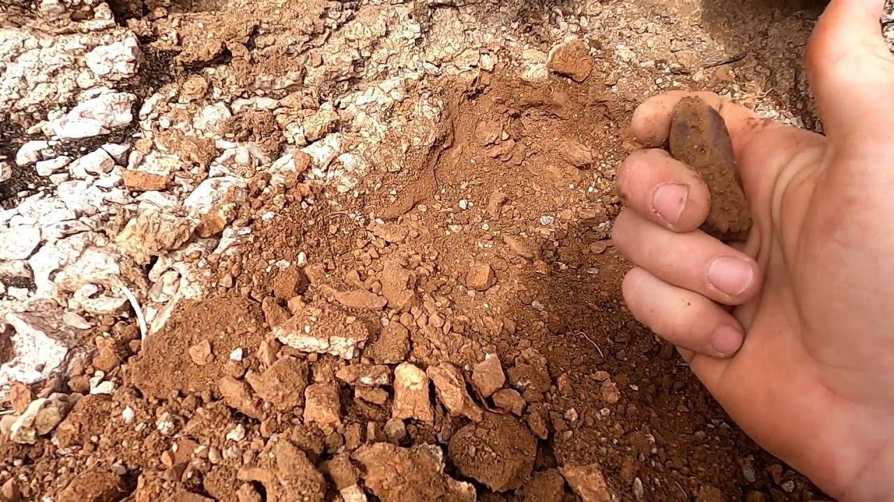 Collecting Quartz Crystals in Arizona Part 1