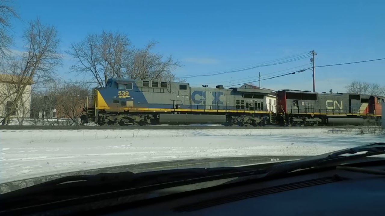 CSX 539 and RARE Canadian National 5640 leading short and sweet ...