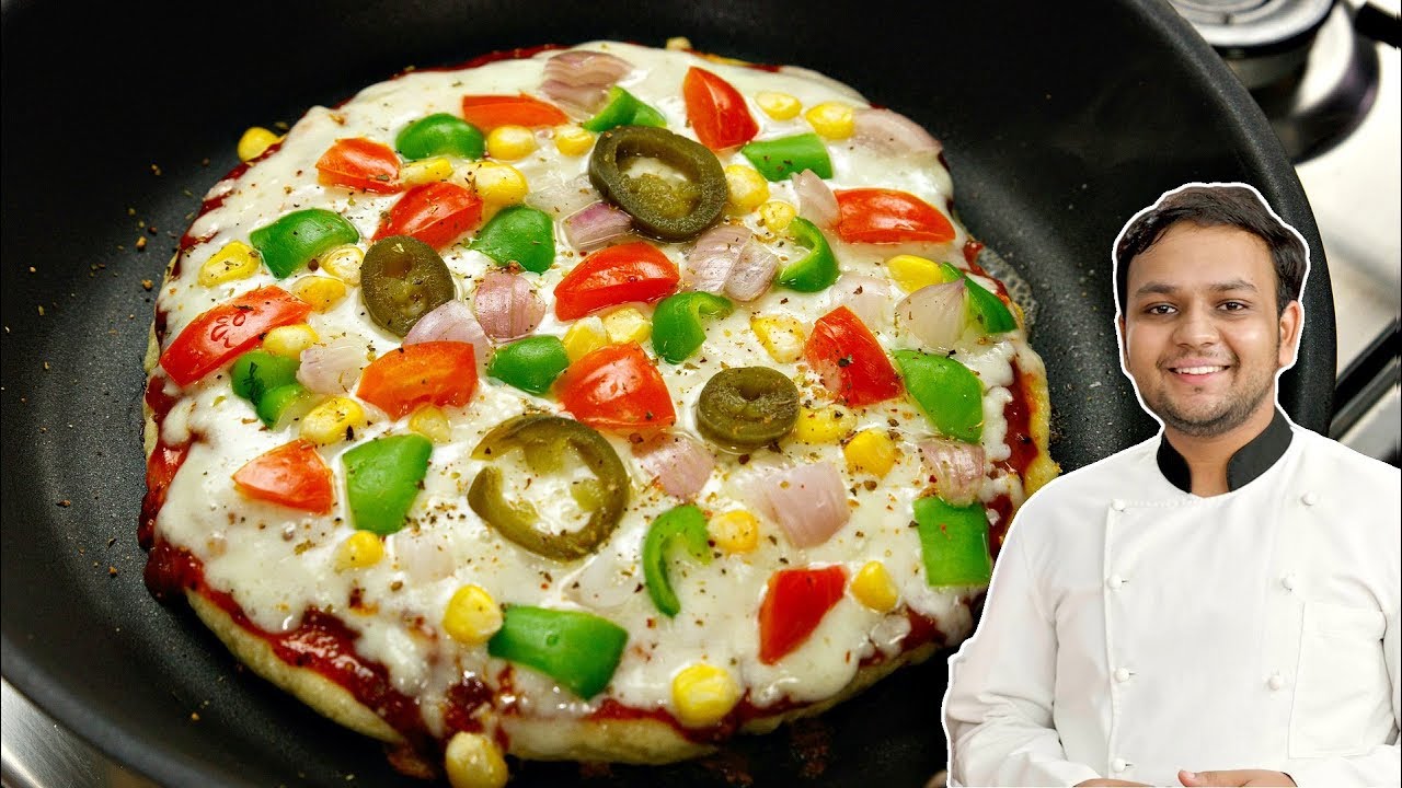 15 मिनट में सूजी पिज़्ज़ा तवे पर | Sooji Pizza Ft. CookingShooking | KabitasKitchen | Kabita Singh | Kabita