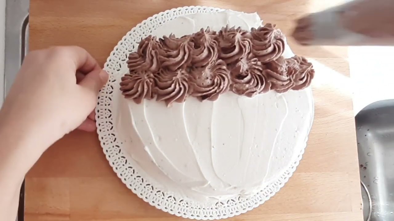 Come decorare una torta a forma di gatto in modo semplice: ricetta facile senza stampo