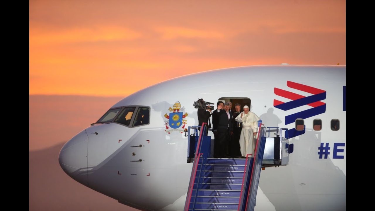 El sumo pontífice parte rumbo al Vaticano tras visita pastoral en Perú