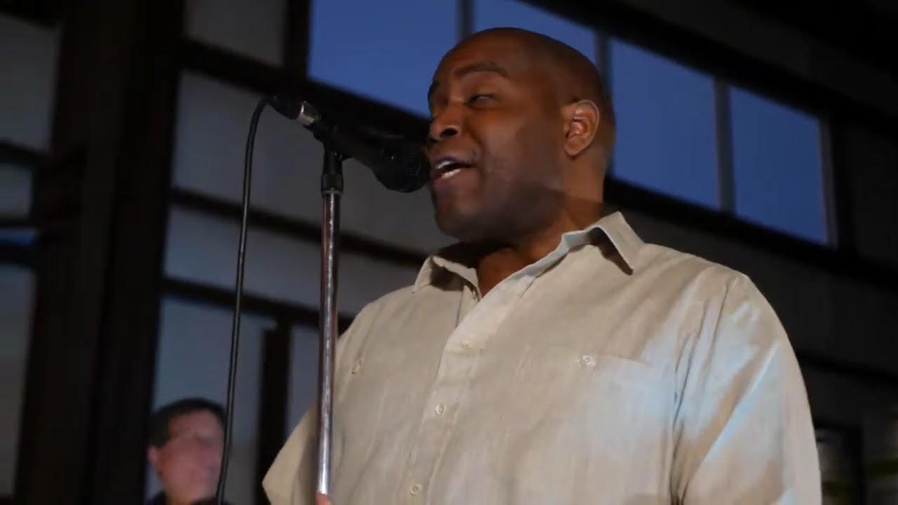 Kyle Bellinger - THE PICTURE (Live)