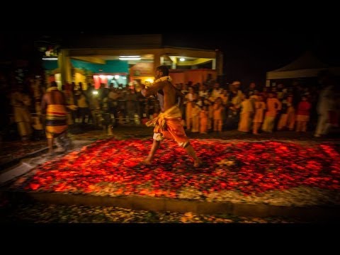 Firewalk / Marche sur le feu / La Reunion