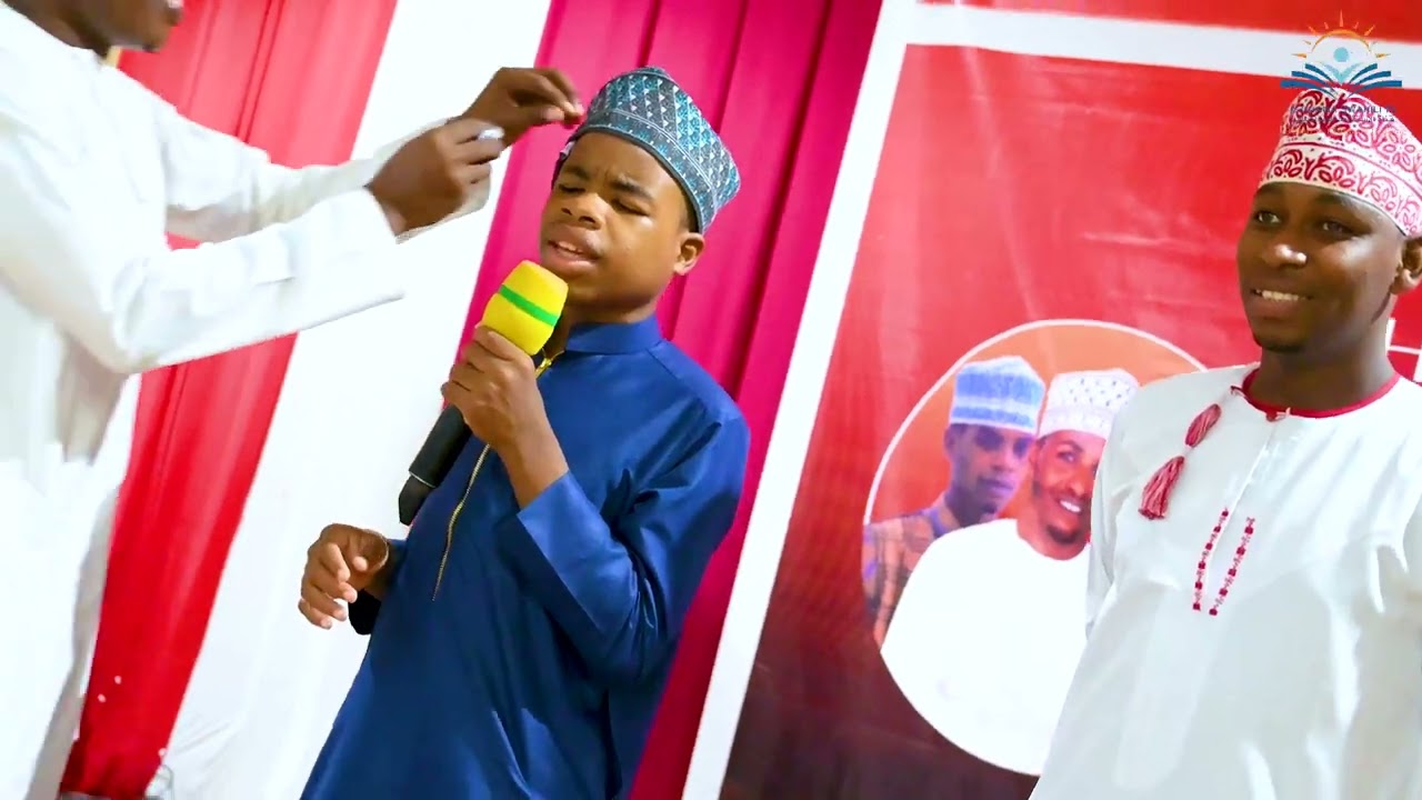 Abdillah - Mjuzi ni Rahmaan - (Live performance - Wete) nasheed iliyowaliza wengi