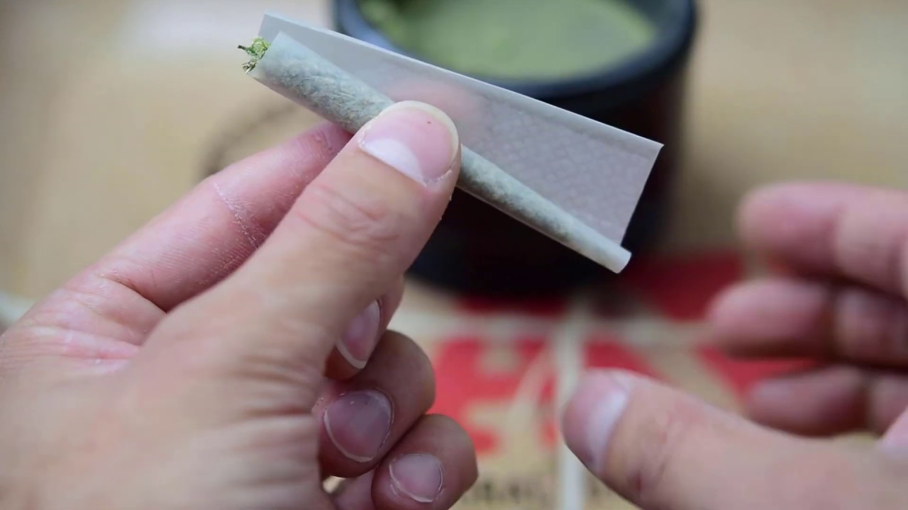 Rolling Blueberry Kush Joints