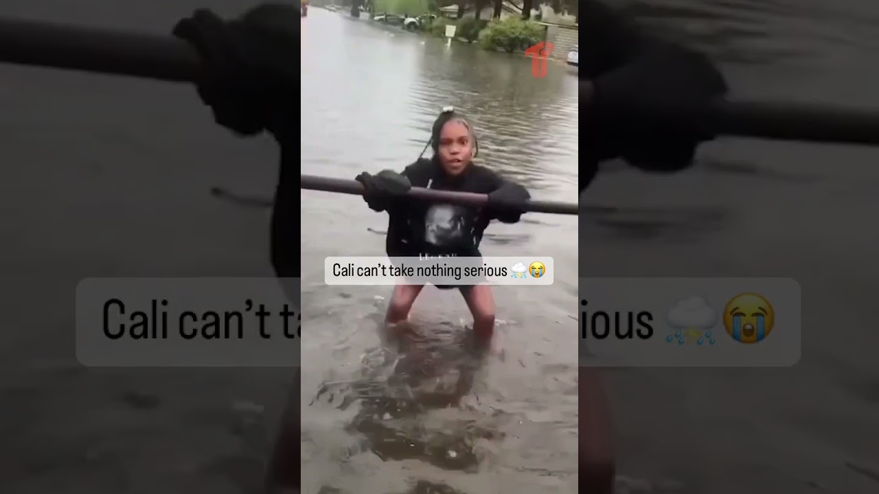 Guarda Swimming in hurricane water is nuts 😂😭 (Song: EBK Juvie Ju - Crap Out Pt. 2) su YouTube Guarda Swimming in hurricane water is nuts 😂😭 (Song: EBK Juvie Ju - Crap Out Pt. 2) su YouTube