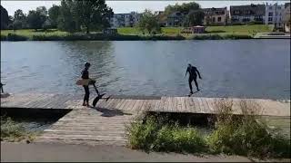 Pumpfoil Session Werdersee in Bremen😀 09.2023 Dockstart s.weitere Videos unter „Pumpfoilen Werdersee