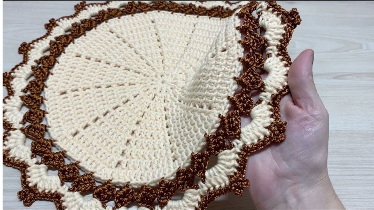 Sousplat Encanto em Chochê