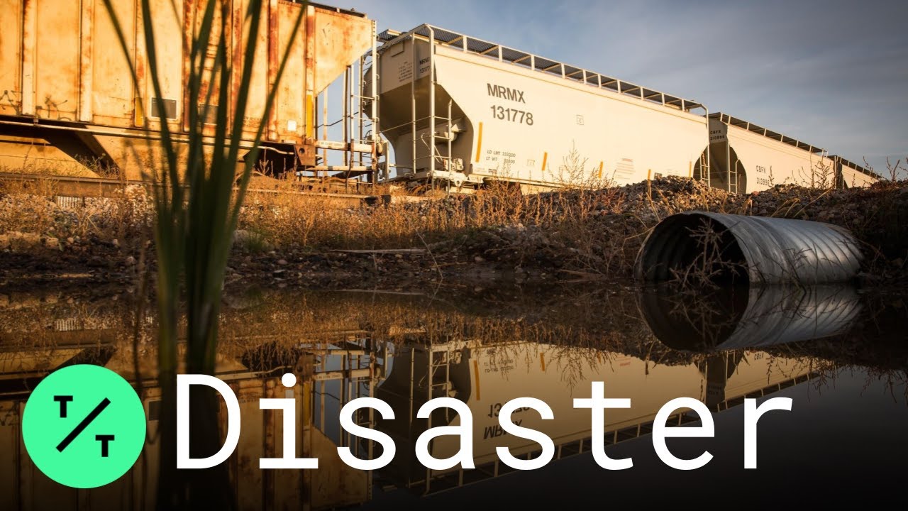 Keystone Pipeline Spills Nearly 400,000 Gallons of Oil in North Dakota