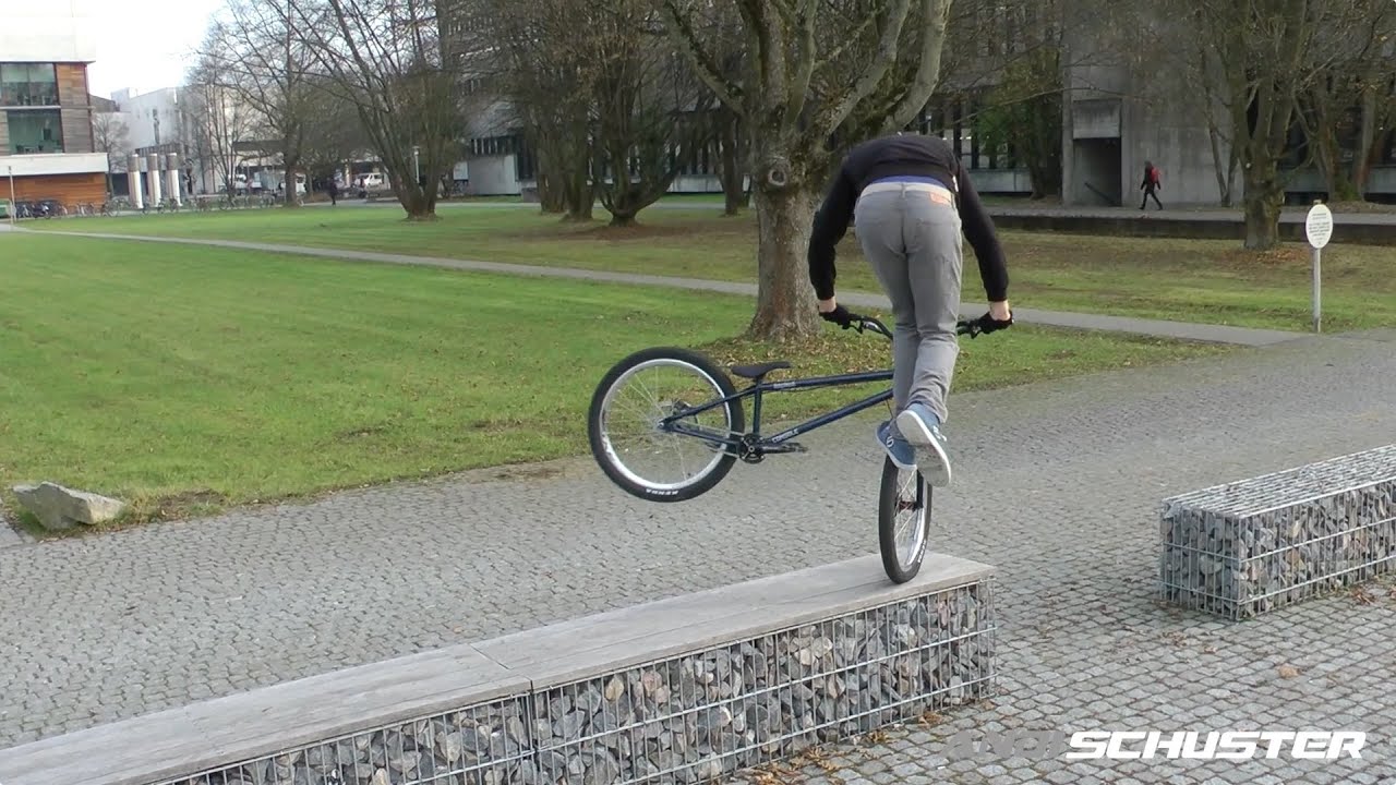 Street Bike Trial 🔥 Training Session Andi Schuster YouTube
