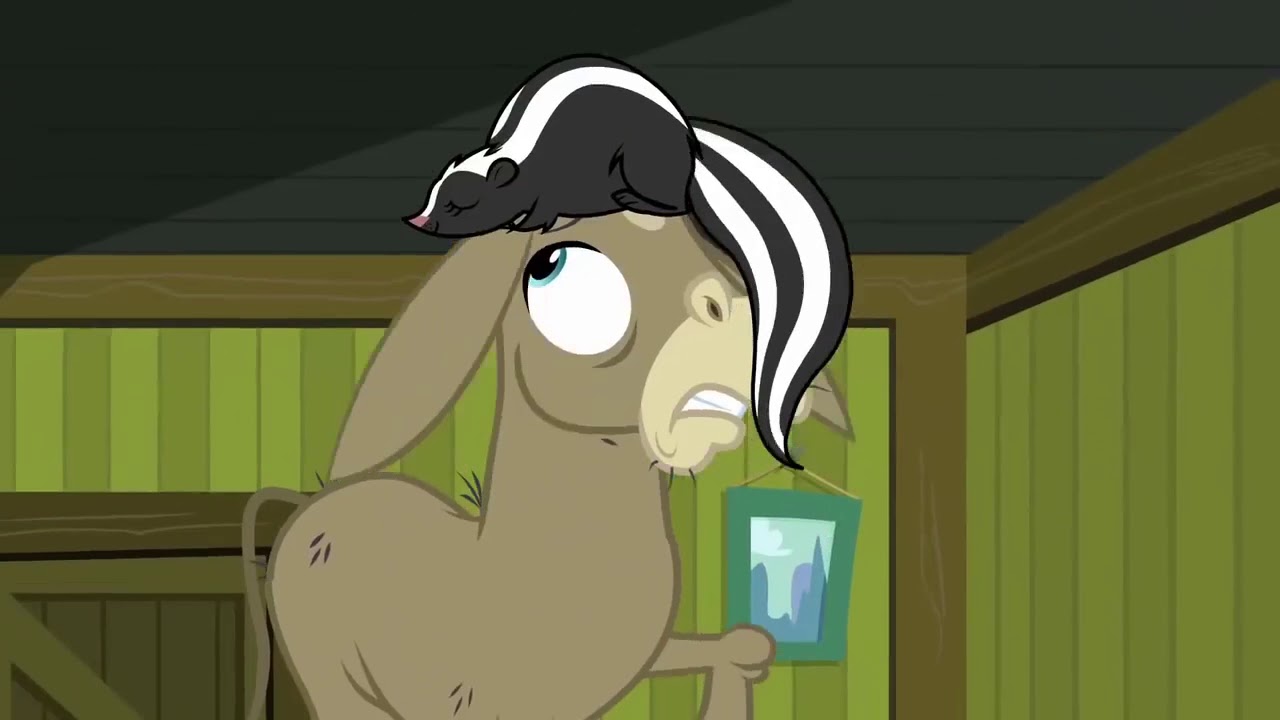Skunk Prank (MLP) - YouTube