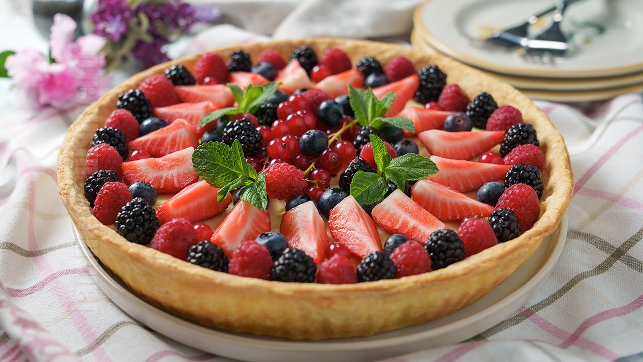 Tarta cu fructe de padure cu aluat fraged si crema delicioasa JamilaCuisine YouTube