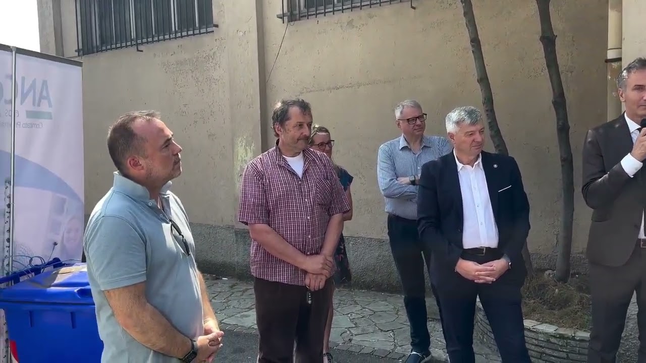 🎤📷 CiaoComo Live - Da Confartigianato un regalo per don Giusto ed il suo impegno nell'assistenza