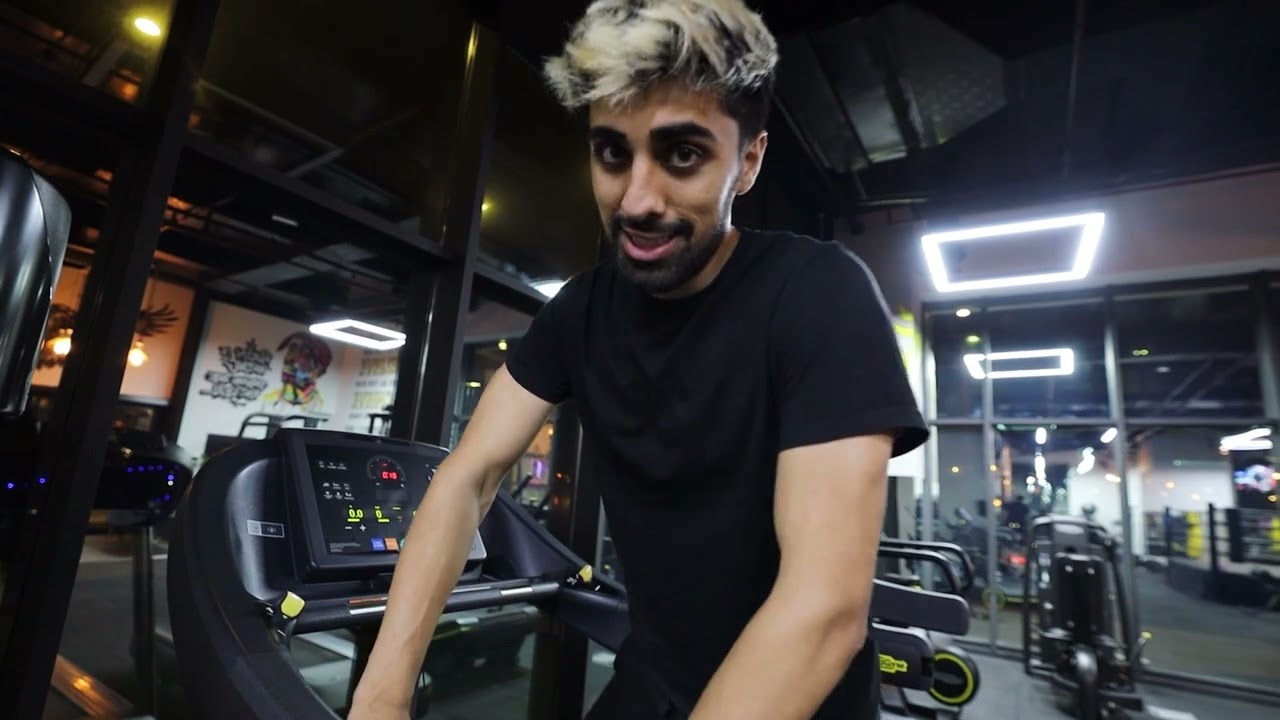 Mo Vlogs sample