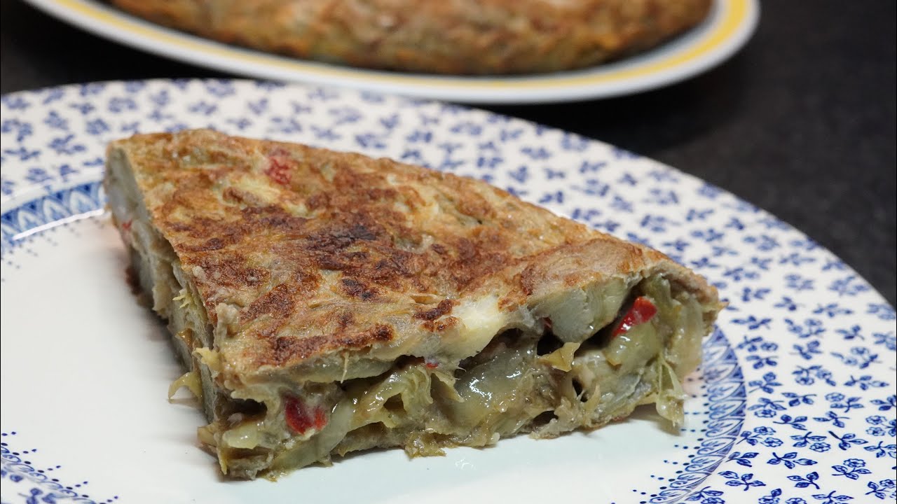 Tortilla de alcachofas con puntas de espárragos