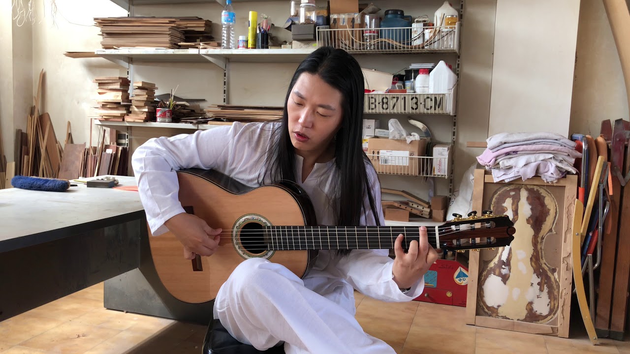 [우리악기사] 테스트 시연(Gines Marin Classical Guitar Ziricote) with Clemente Min - 김실장의 스페인 기타 여행기