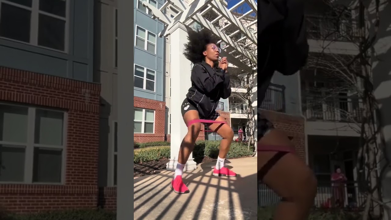 Mommas & women over 35… Y’all there 🤷🏽‍♀️👋🏾 Hey yall 🥵💨 Mommas & women 35+! Get outside, play