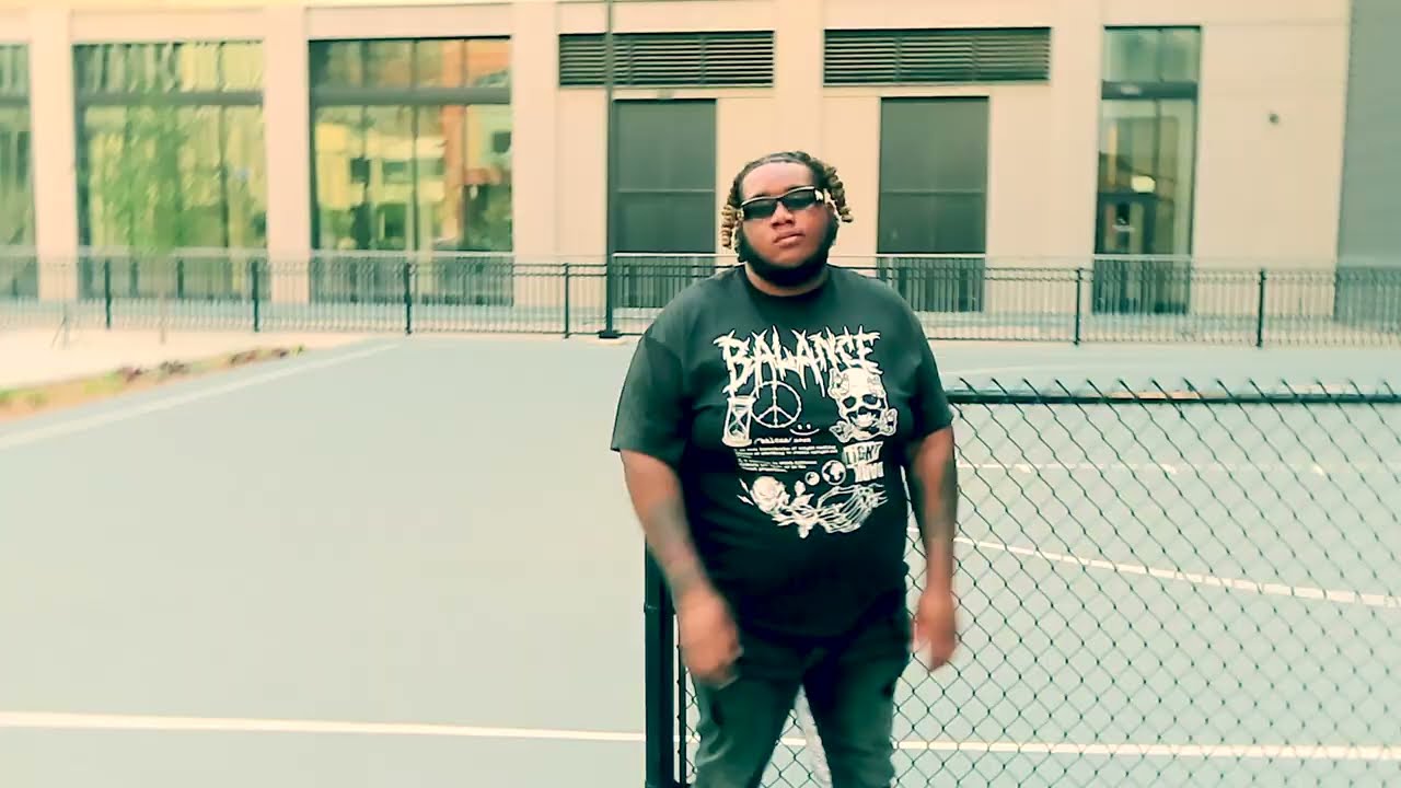 Young Rocket -See Me Fall (Official Music Video)