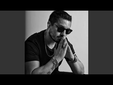 Between Two Umbrellas