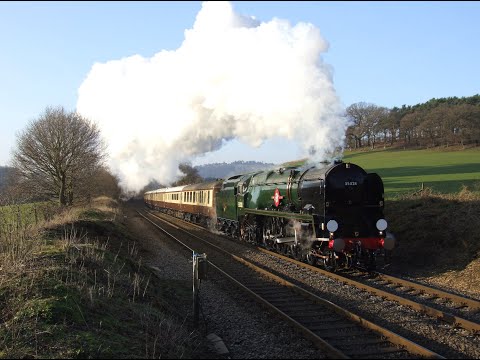 MN no.35028 'Clan Line' at Worplesdon and Albury o...