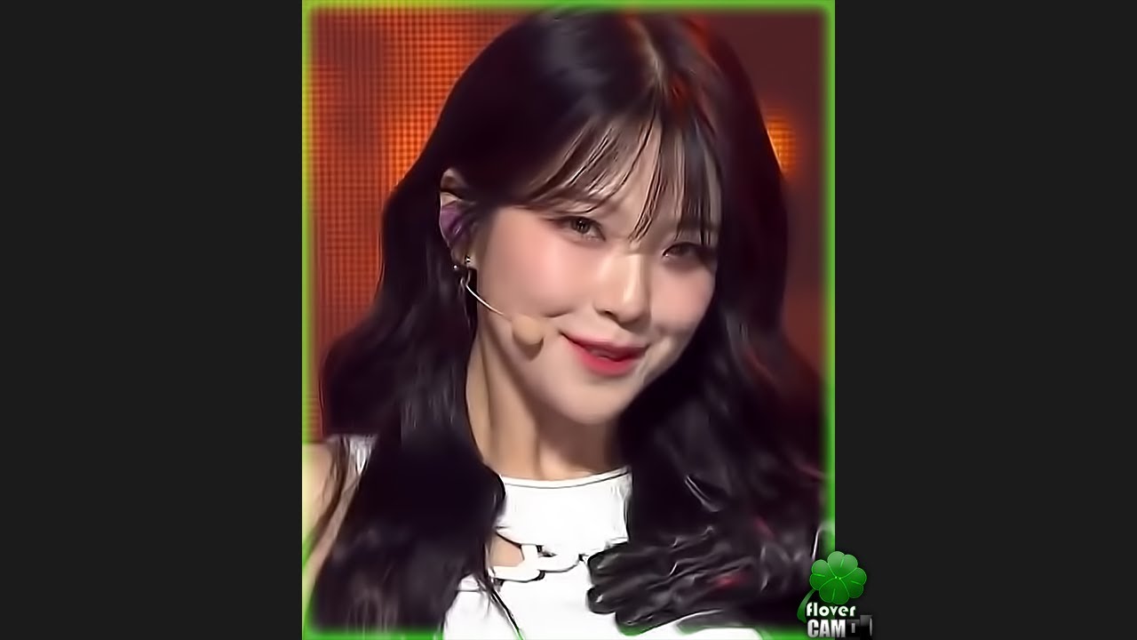 220706 프로미스나인 백지헌 직캠 'Rewind' (fromis_9 Baek Jiheon fancam) @ShowChampion