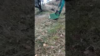 Lunico Trincia Al Mondo Per Escavatori Senza Impianto Idraulico Con Motore Sopra Il Trincia